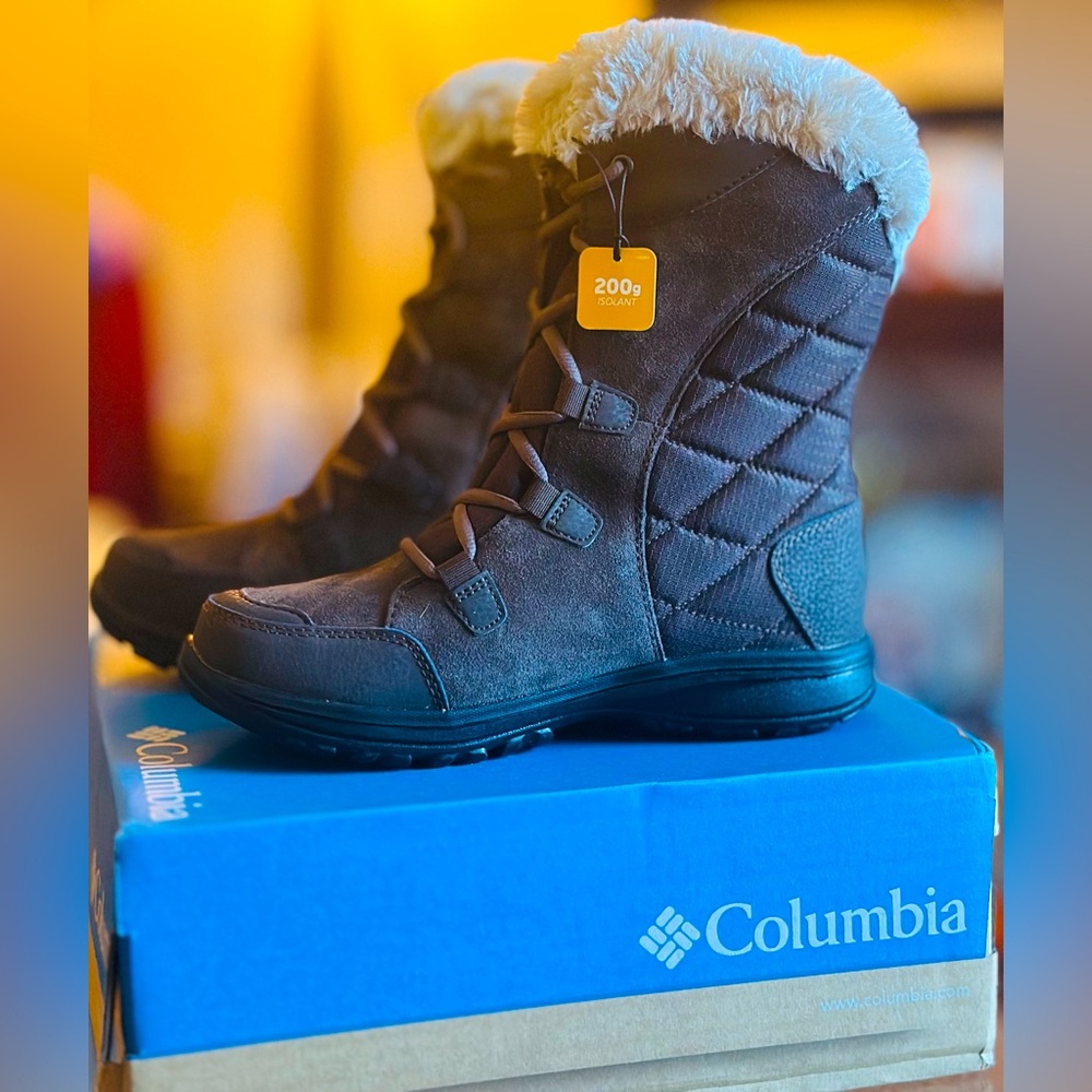 Columbia Ice Maiden II Women’s snow boots size 7.5